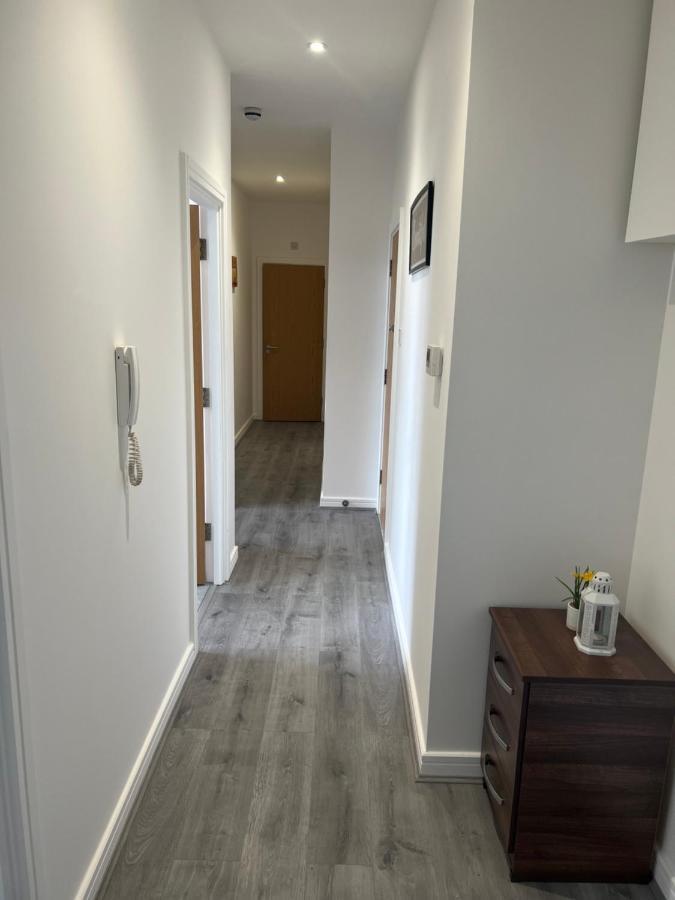 Apartment 3 Bedroom Flat In Town Centre Wellingborough